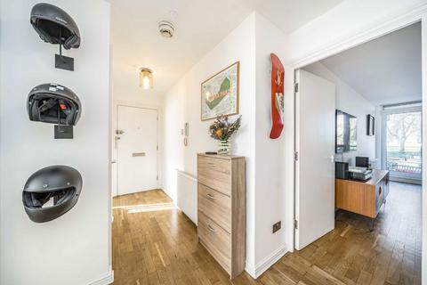 6 Printers Mews, London, E3 5NZ