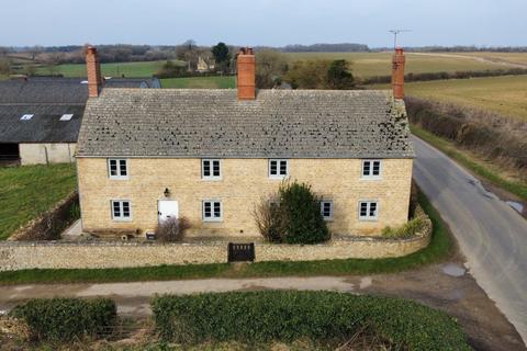 5 bedroom detached house for sale, Lechlade, Gloucestershire, GL7