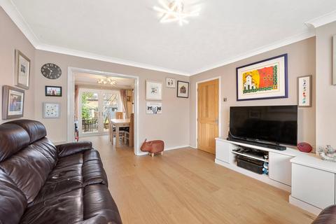 4 bedroom detached house for sale, Severn Drive, WALTON-ON-THAMES, KT12