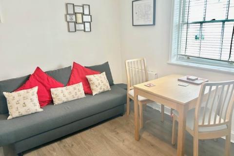 1 bedroom flat for sale, High Street, Lewes