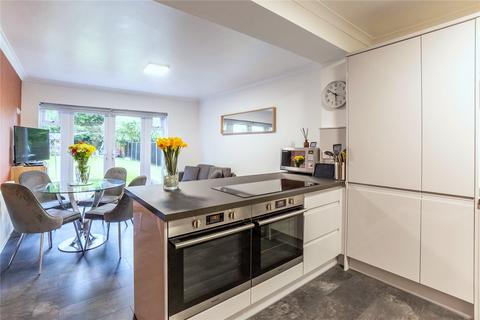 4 bedroom end of terrace house for sale, Hill Road, Codicote, Hertfordshire, SG4