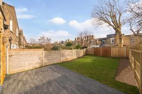 3 bedroom semi-detached house for sale, Surrey Road, London, SE15