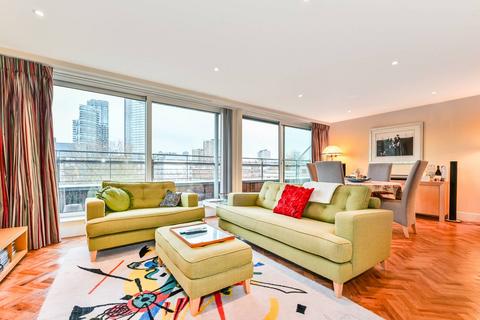 3 bedroom flat for sale, Graham Street, Islington, London, N1