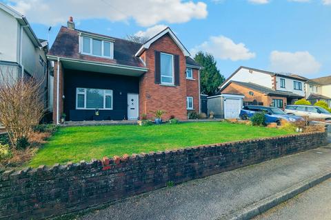 3 bedroom detached house for sale, Priory Close, Carmarthen, Carmarthenshire.