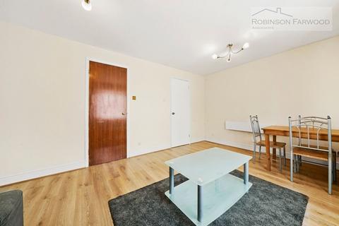 1 bedroom flat for sale, Vicarsbridge Close, Alperton, HA0