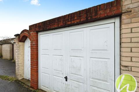 240 Lyndhurst Road, Corringham, Stanford-le-hope, SS17 7SP