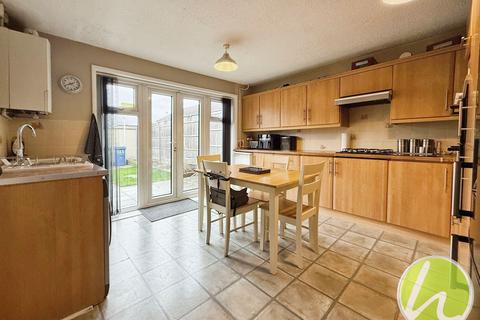 240 Lyndhurst Road, Corringham, Stanford-le-hope, SS17 7SP