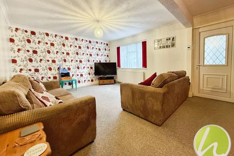 240 Lyndhurst Road, Corringham, Stanford-le-hope, SS17 7SP