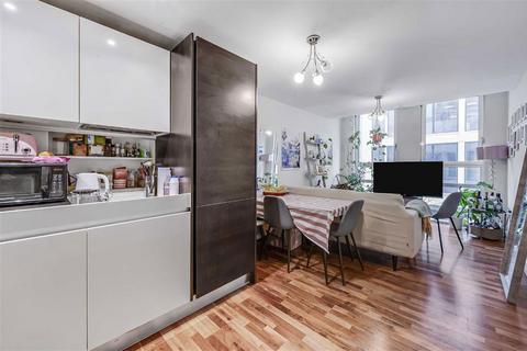 2 bedroom flat for sale, Lamb's Passage, London EC1Y