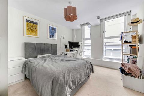 2 bedroom flat for sale, Lamb's Passage, London EC1Y