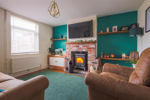 1 Glebe Road, Kingsley, Stoke-on-trent, ST10 2AQ
