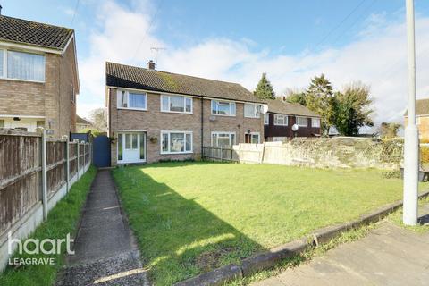 3 bedroom semi-detached house for sale, Paddock Close, Luton