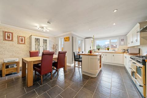 46 Hulbert Way, Basingstoke, RG22 6LZ
