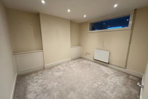 3 bedroom semi-detached house for sale, Graig Parc, Neath Abbey, Neath, Neath Port Talbot.