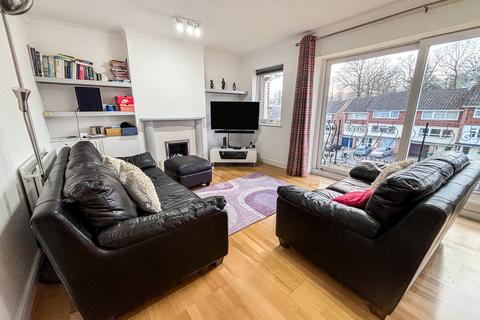 2 bedroom flat for sale, Robin Way, Tilehurst, Reading, RG31