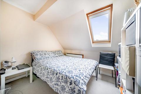 Studio for sale, Banim Street, Hammersmith, London, W6
