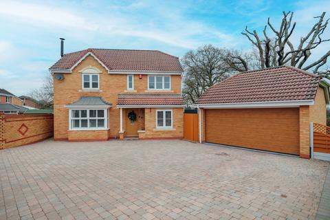 4 bedroom detached house for sale, Droitwich WR9