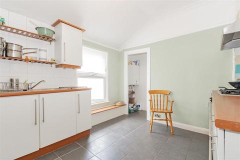 1 bedroom flat for sale, Abbey Road, Belvedere, DA17