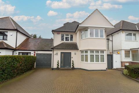 5 bedroom link detached house for sale, Mowbray Road, Edgware, HA8