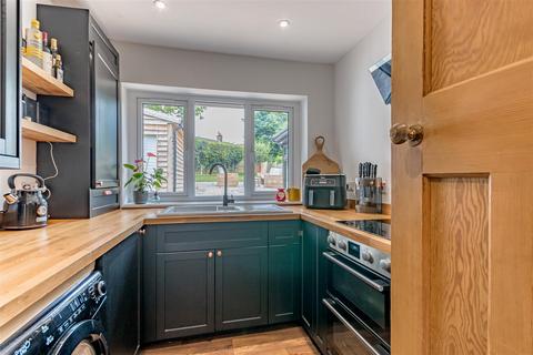 278 Keldregate, Huddersfield, HD2 1LE