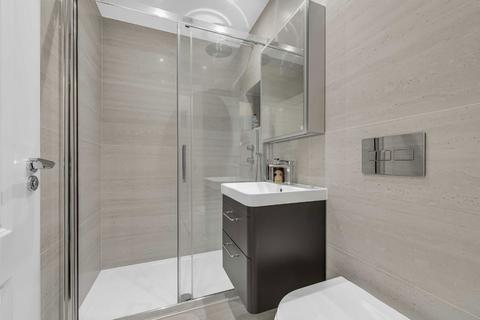 3 bedroom flat for sale, The Grove, London W5