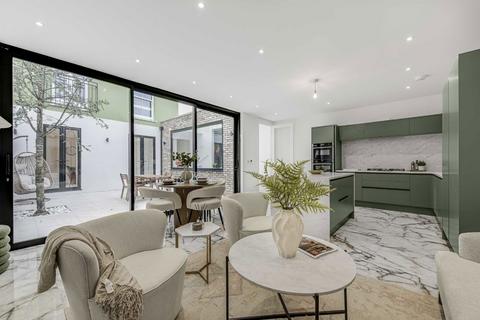 The Grove, London W5