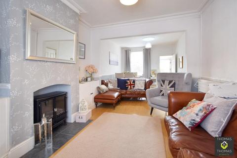 55 Hanman Road, Gloucester, GL1 4TJ