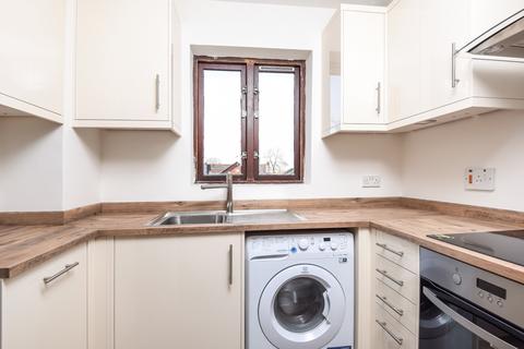 1 bedroom flat to rent, Hillbury Road Balham SW17