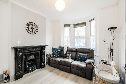 3 bedroom terraced house for sale, Somerset Road, Walthamstow