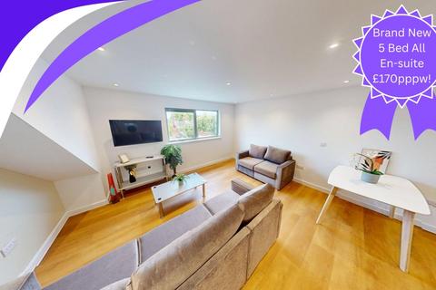 5 bedroom apartment to rent, Apartment 7, 124-132 North Sherwood Street, Nottingham, Nottinghamshire, NG1