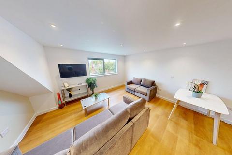 5 bedroom apartment to rent, Apartment 7, 124-132 North Sherwood Street, Nottingham, Nottinghamshire, NG1