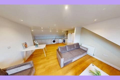 5 bedroom apartment to rent, Apartment 7, 124-132 North Sherwood Street, Nottingham, Nottinghamshire, NG1