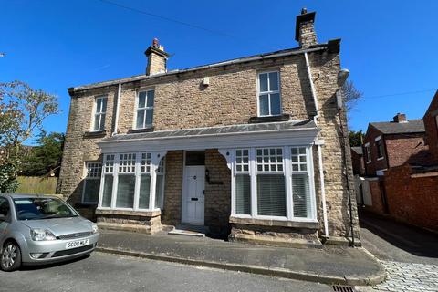 4 bedroom detached house to rent, Raine Street, Bishop Auckland