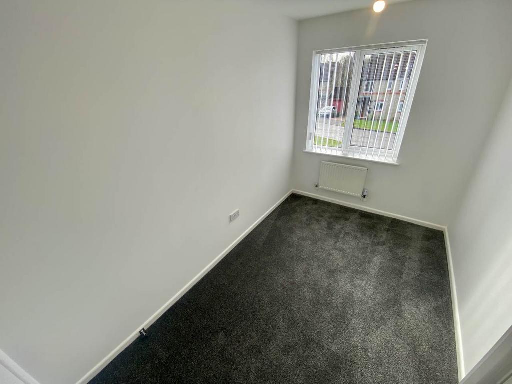 Smaller bedroom 3