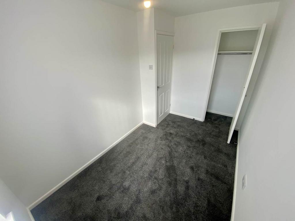 Smaller bedroom