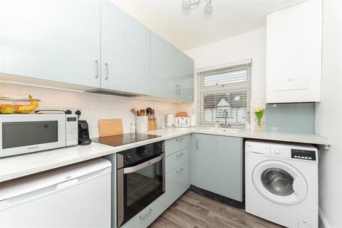 66a Drayton Bridge Road, London, W7 1EP