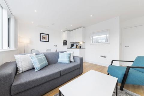 2 bedroom flat to rent, Skyline Apartments, SLOUGH SL1