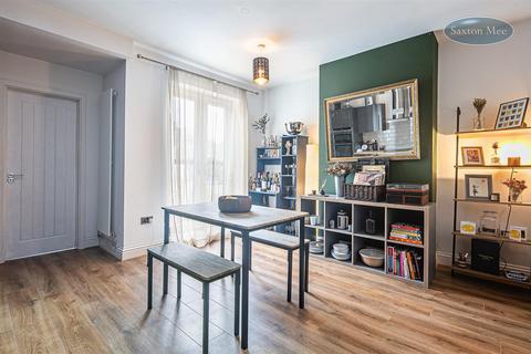 2 bedroom flat for sale, Dixon Road, Hillsborough, Sheffield