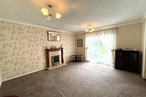 2 bedroom bungalow for sale, The Laurels, Brereton, Rugeley