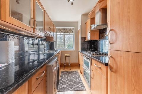 2 bedroom flat for sale, Thurlby Close, Harrow, HA1