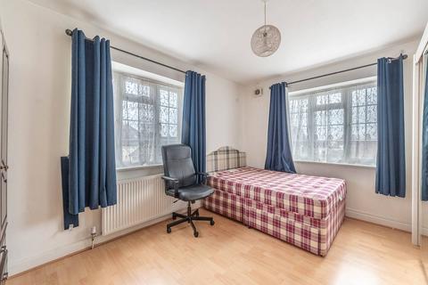 2 bedroom flat for sale, Thurlby Close, Harrow, HA1