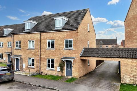 4 bedroom semi-detached house for sale, Teal Avenue, Ely CB7