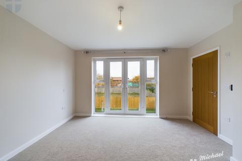 2 bedroom flat to rent, Wendover Road, Aylesbury