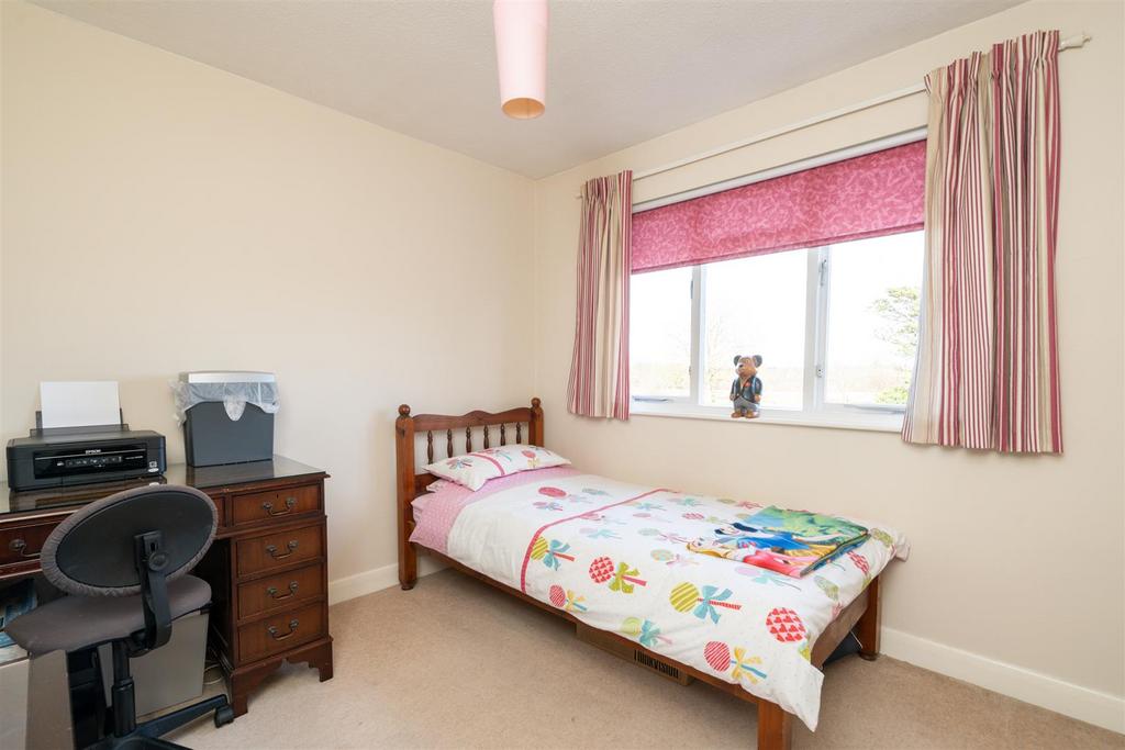 3 Gentleshaw Lane 8.jpg