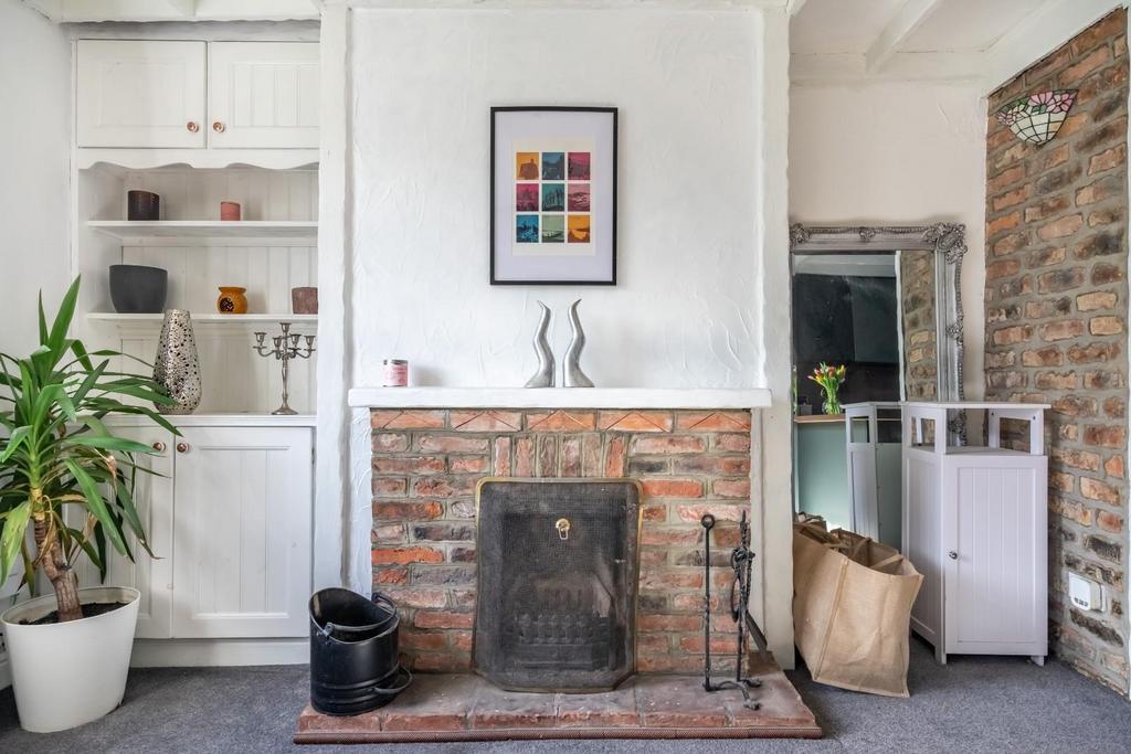 101 Marston Road-4.jpg