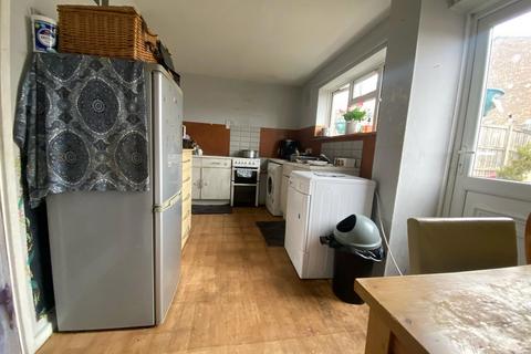 25 Birch Road, Headley Down, Bordon, GU35 8BN