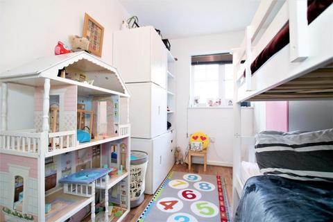 1 Iris Walk, Edgware, HA8 9GG