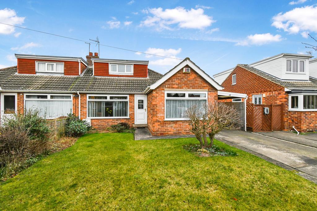 Springfield Way, York, YO31 2 bed semi-detached house for sale - £250,000
