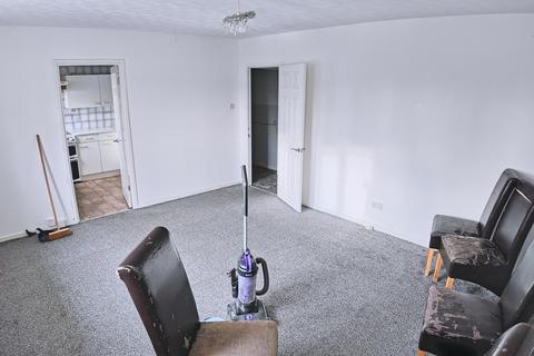 2 bedroom flat for sale, Agincourt, Hebburn NE31