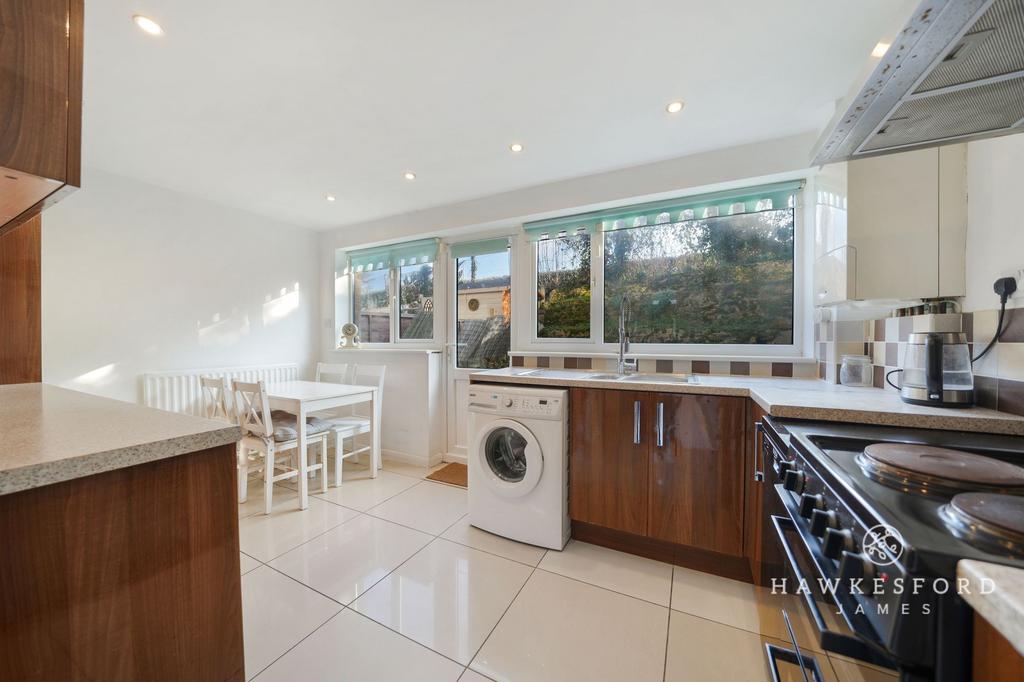 100 Millfield, Sittingbourne - Kitchen/diner